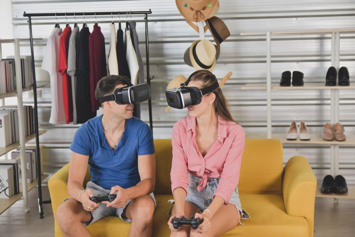 How Augmented Reality is Enhancing the Shopping Experience